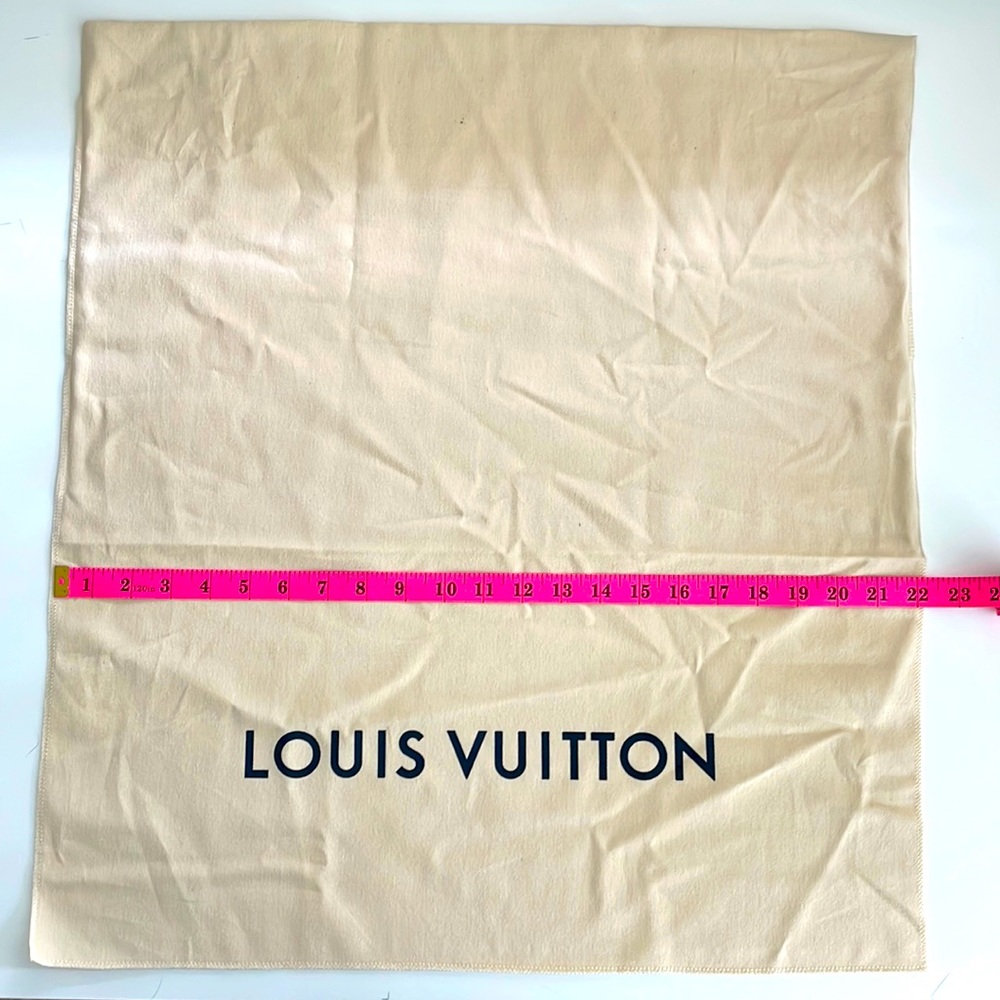 Louis Vuitton ✨ Large Duster